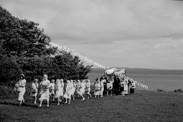 GORTNOOR ABBEY PROCESSION